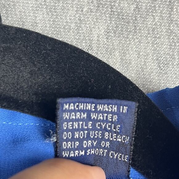 Vintage Givenchy For Chesa Mother Of Pearl Button Up Blouse Blue Size 6 Pleated - Picture 7 of 15